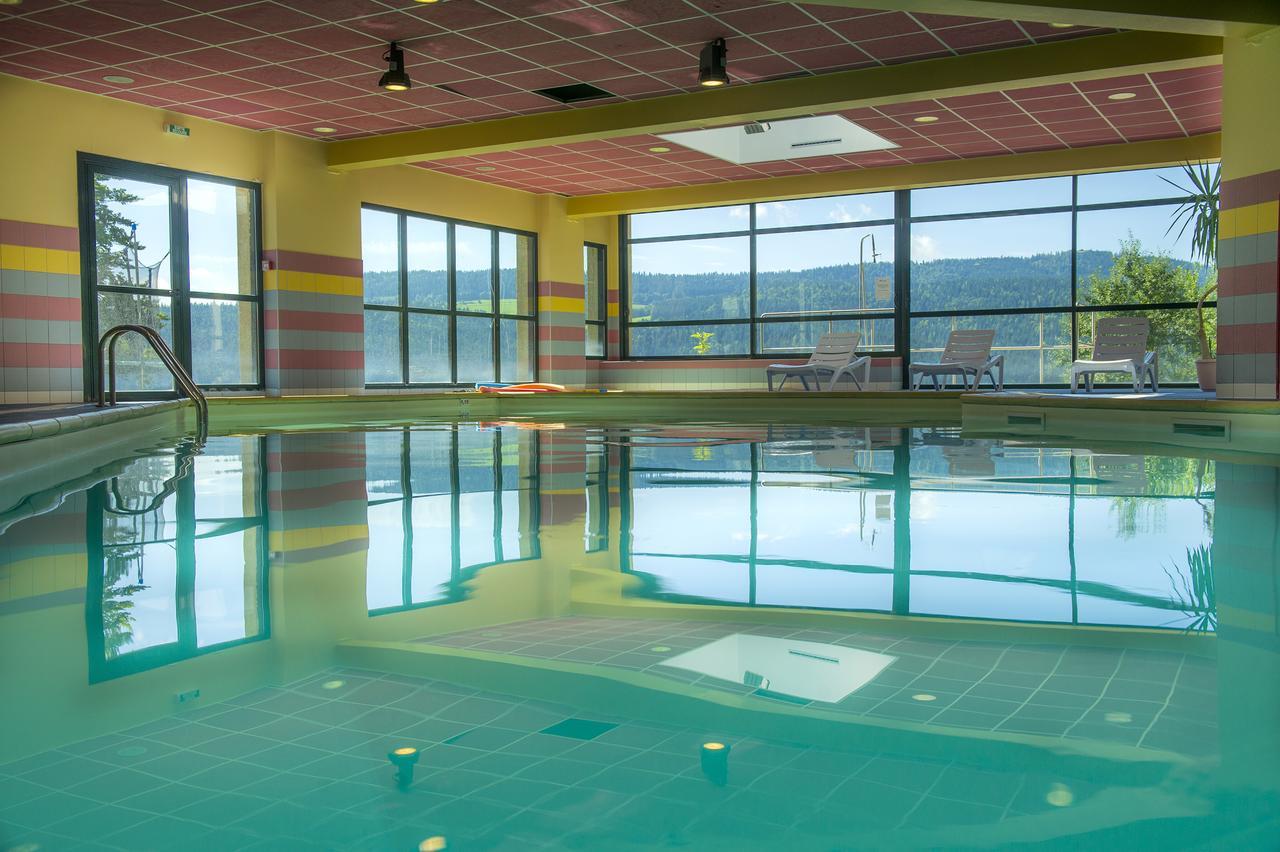 Evasion Tonique Hotel Villers-le-Lac Exterior foto